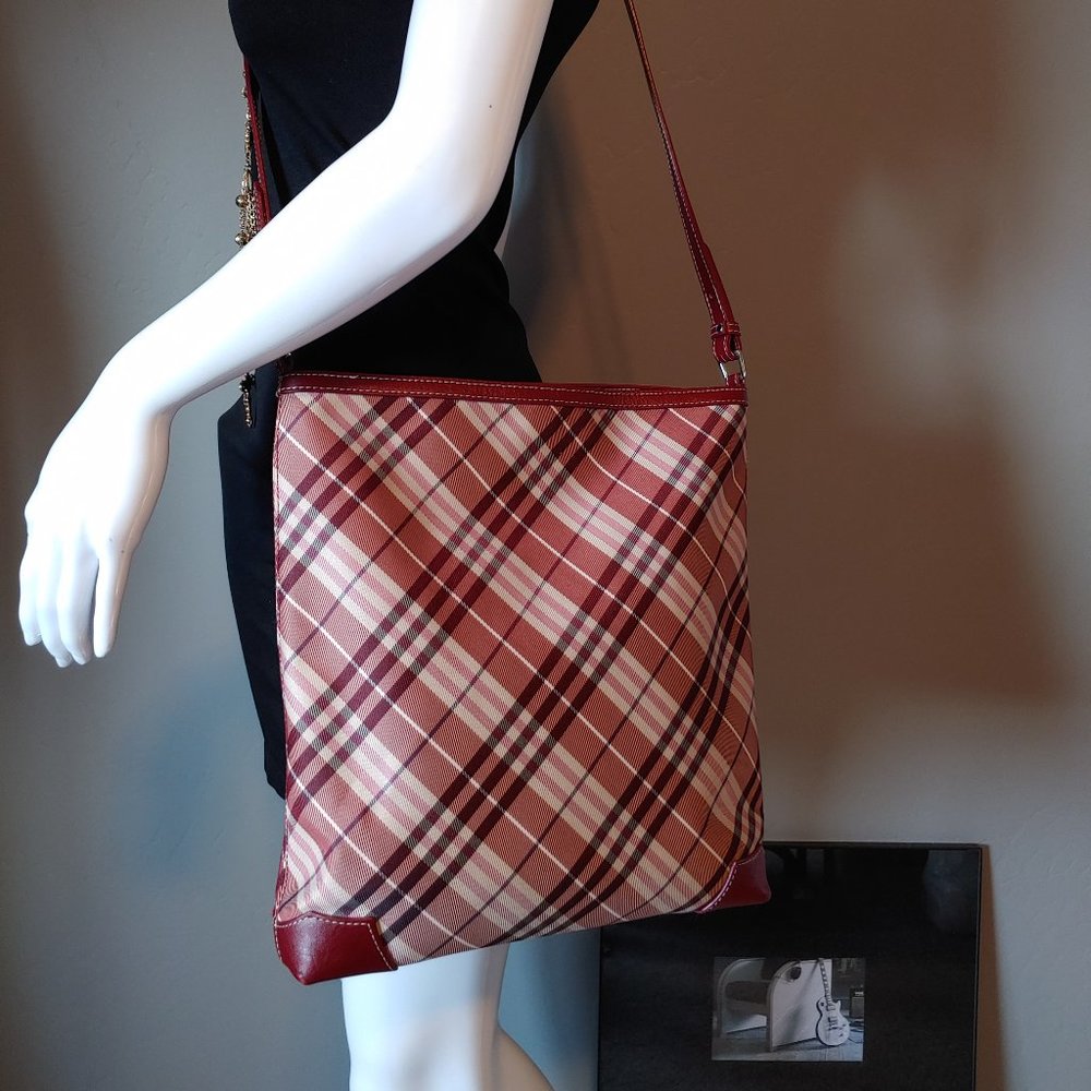 Burberry Crossbody "EUC"